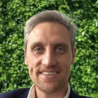 Mr Simon Roberts, Specialist Oral and Maxillofacial Surgeon